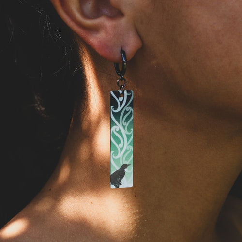 Earrings - Tui Ngutukaka