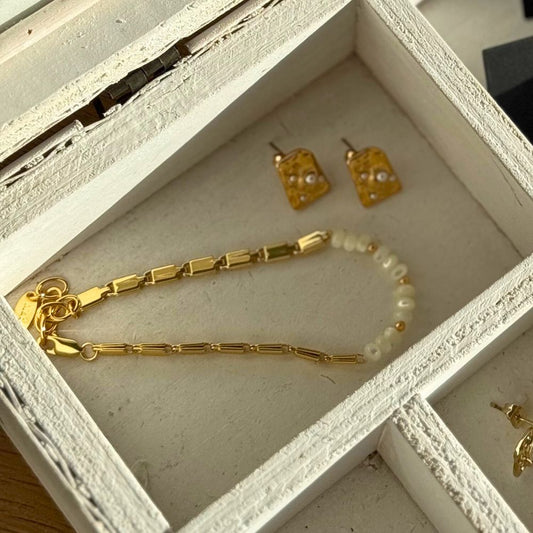 Bracelet - Pearl + Chain