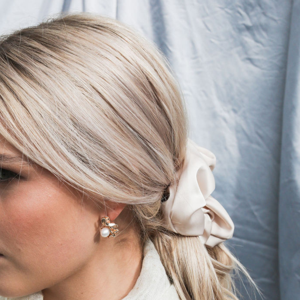 Earrings - Ruched Pearl