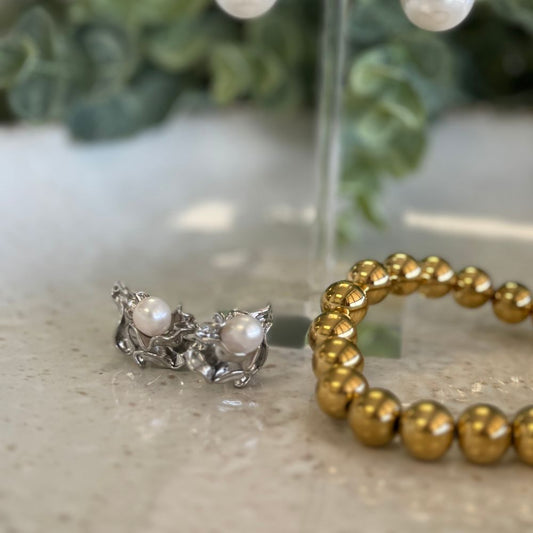 Earrings - Ruched Pearl